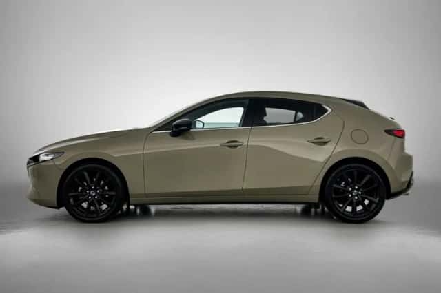 Mazda 3 (2024) thumbnail 4