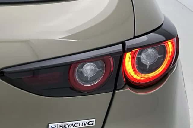 Mazda 3 (2024) thumbnail 31