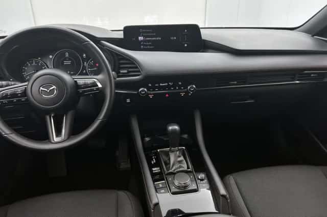 Mazda 3 (2024) thumbnail 5