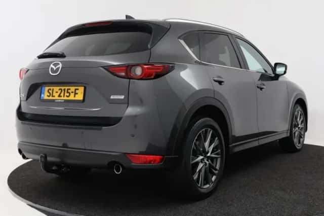 Mazda CX-5 (2018) thumbnail 2