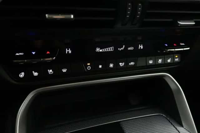 Mazda CX-60 (2024) thumbnail 12