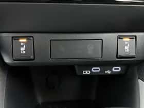 Mazda 2_Hybrid (2024) thumbnail 18