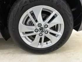 Mazda 2_Hybrid (2024) thumbnail 23
