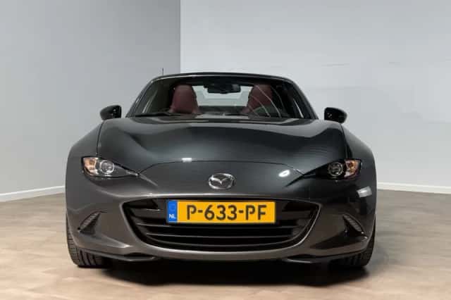 Mazda MX-5 (2022) thumbnail 3