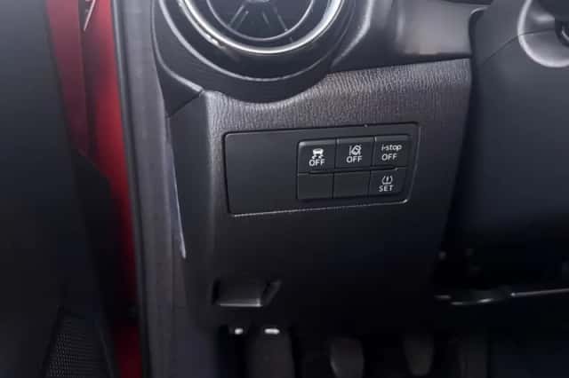 Mazda 2 (2019) thumbnail 5