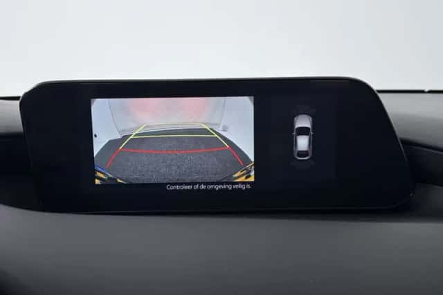 Mazda 3 (2023) thumbnail 11
