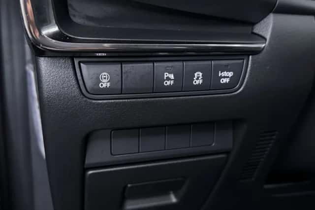 Mazda 3 (2023) thumbnail 5