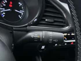Mazda 3 (2023) thumbnail 8