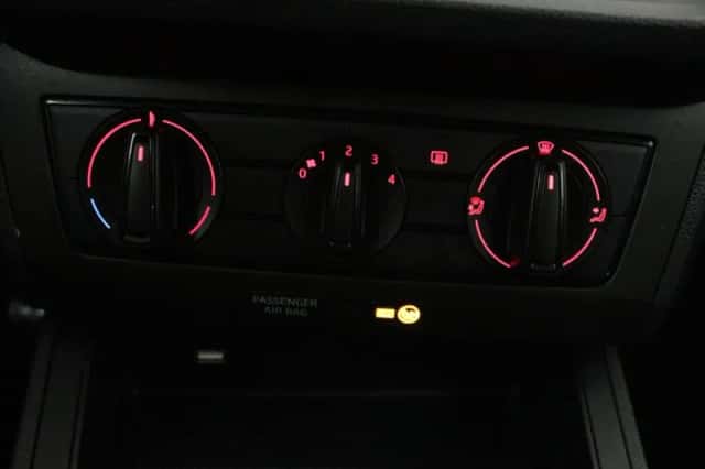 SEAT Ibiza (2022) thumbnail 12