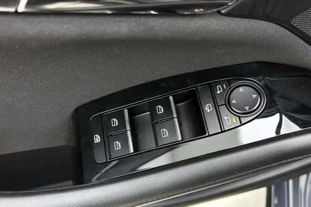 Mazda 3 (2025) thumbnail 22