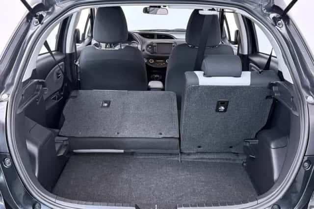 Toyota Yaris (2020) thumbnail 12