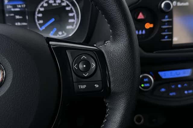 Toyota Yaris (2020) thumbnail 19