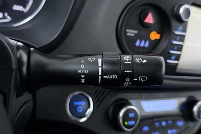Toyota Yaris (2020) thumbnail 24