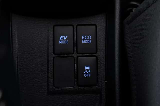 Toyota Yaris (2020) thumbnail 26