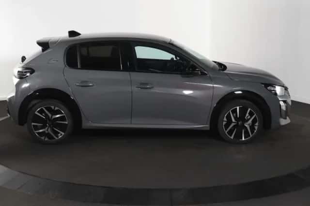 Peugeot 208 (2025) thumbnail 3