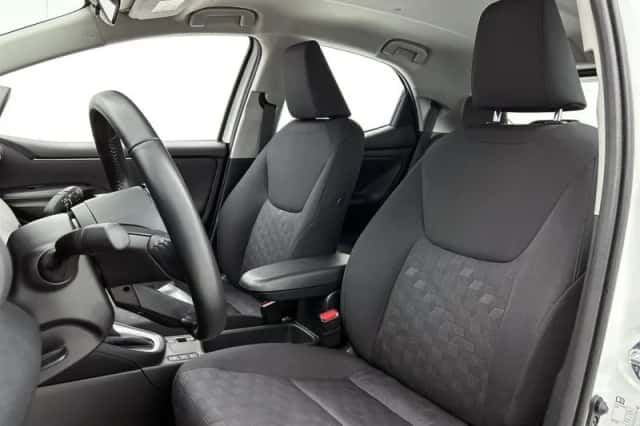 Mazda 2_Hybrid (2024) thumbnail 16