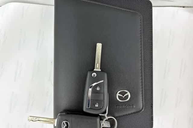 Mazda 2_Hybrid (2024) thumbnail 29