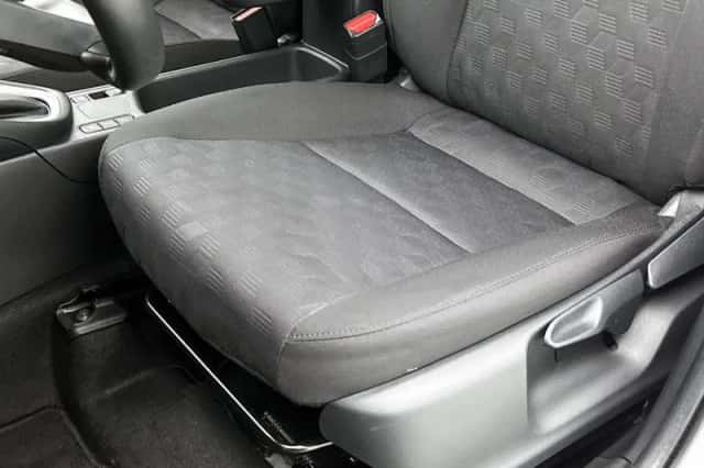 Mazda 2_Hybrid (2024) thumbnail 30