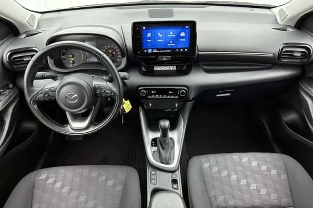 Mazda 2_Hybrid (2024) thumbnail 4