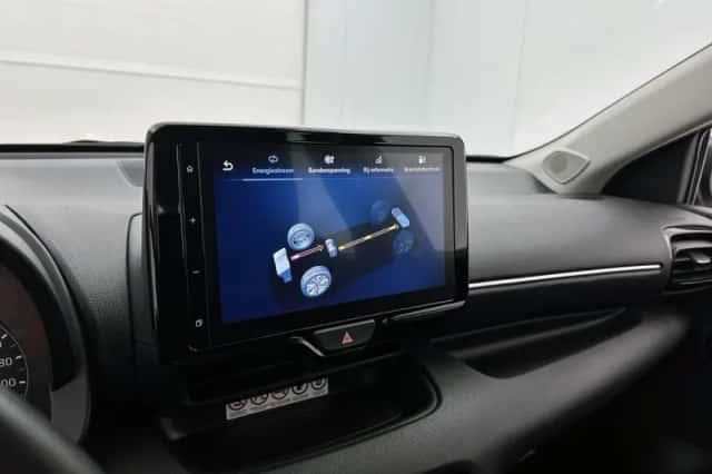 Mazda 2_Hybrid (2024) thumbnail 9
