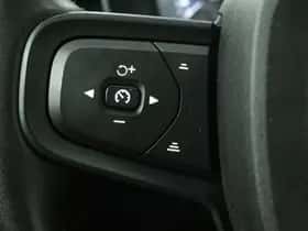 Volvo XC40 (2020) thumbnail 17