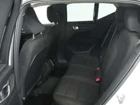 Volvo XC40 (2020) thumbnail 26