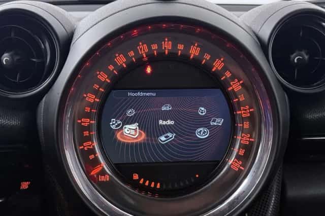 MINI Countryman (2013) thumbnail 11