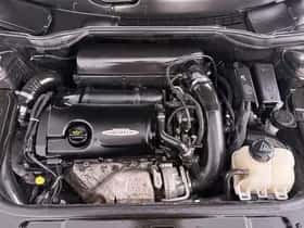 MINI Countryman (2013) thumbnail 22