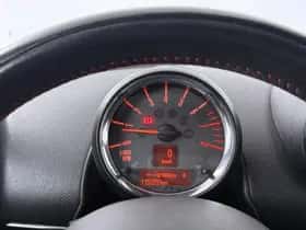 MINI Countryman (2013) thumbnail 5