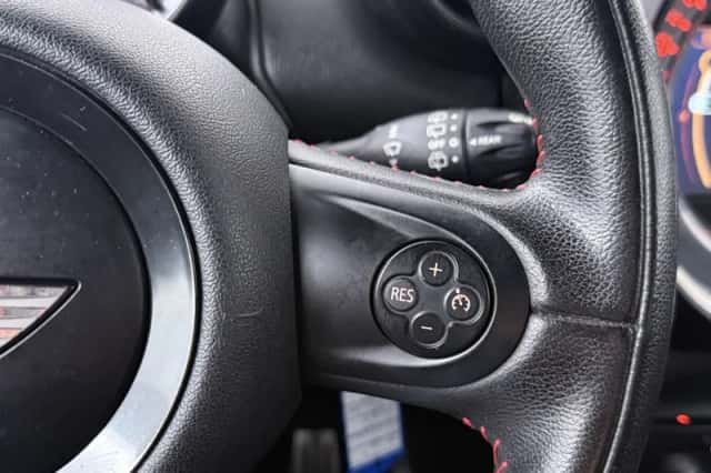 MINI Countryman (2013) thumbnail 9