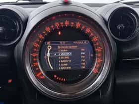 MINI Countryman (2013) thumbnail 10