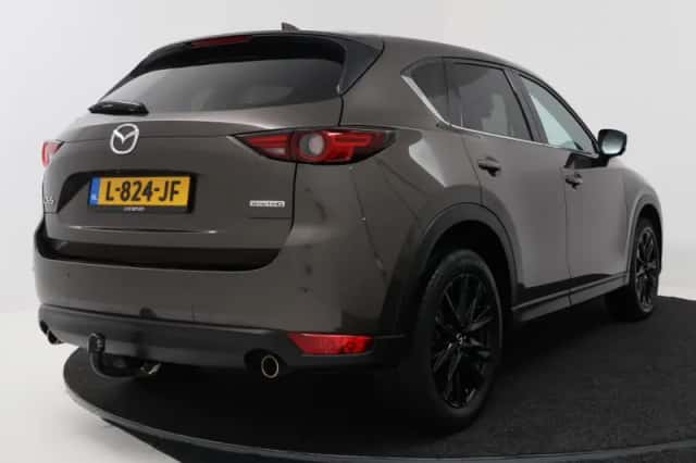 Mazda CX-5 (2021) thumbnail 2