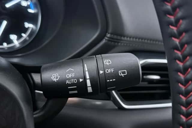 Mazda CX-5 (2021) thumbnail 9