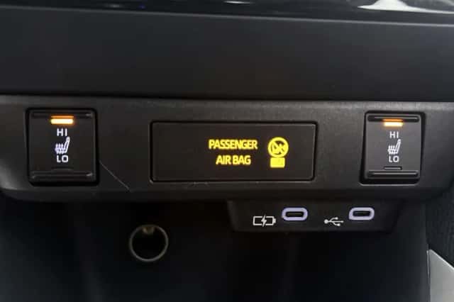 Mazda 2_Hybrid (2025) thumbnail 18
