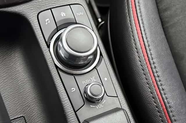 Mazda 2 (2024) thumbnail 25