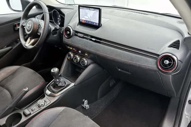 Mazda 2 (2024) thumbnail 6