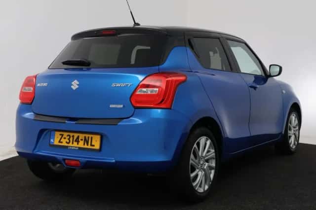 Suzuki Swift (2024) thumbnail 2