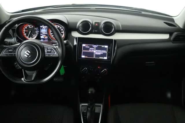 Suzuki Swift (2024) thumbnail 5