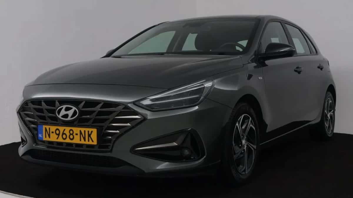 Hyundai i30 (2021) — foto 1