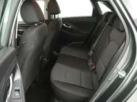 Hyundai i30 (2021) thumbnail 22