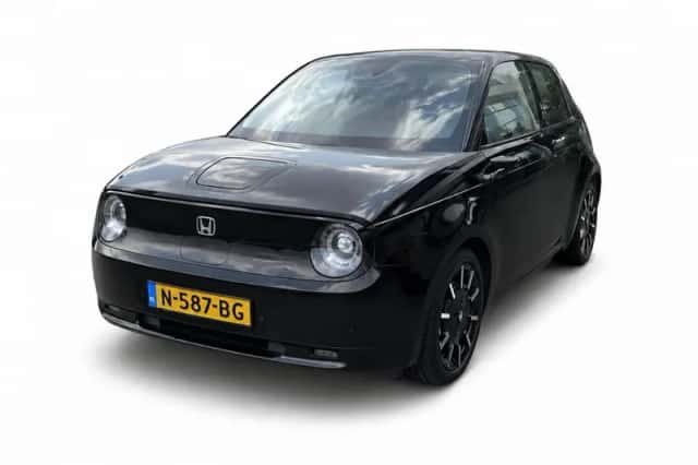 Honda E (2020) thumbnail 1