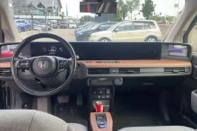 Honda E (2020) thumbnail 2