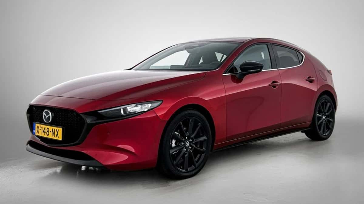 Mazda 3 (2023) — foto 1