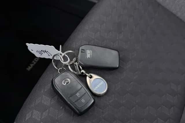 Mazda 2_Hybrid (2023) thumbnail 19