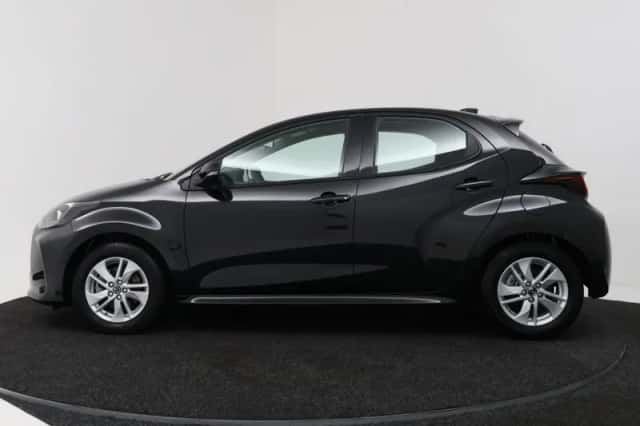 Mazda 2_Hybrid (2023) thumbnail 3