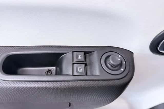 Renault Twingo (2019) thumbnail 12