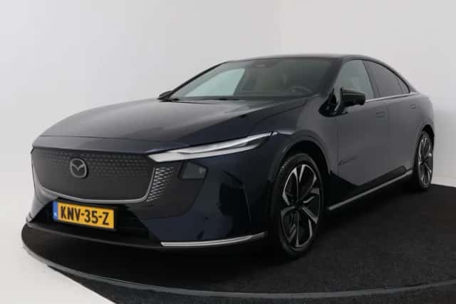 Mazda CX-6e (2026) thumbnail 1