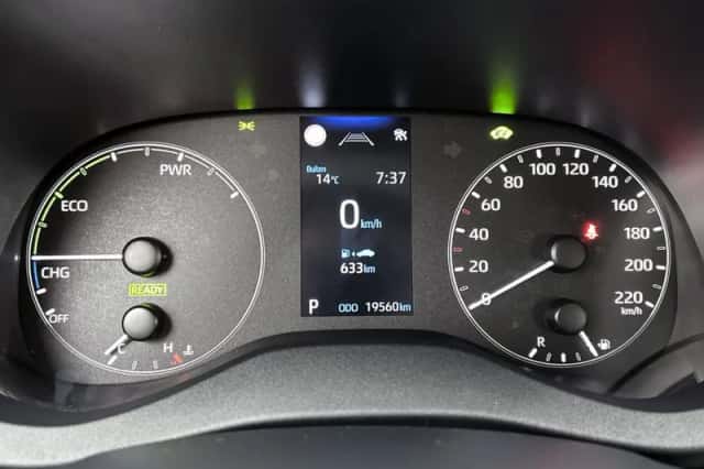 Mazda 2_Hybrid (2025) thumbnail 5