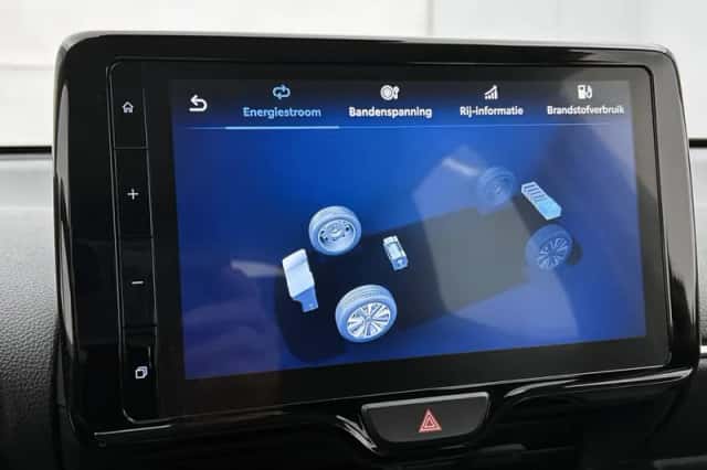 Mazda 2_Hybrid (2025) thumbnail 9