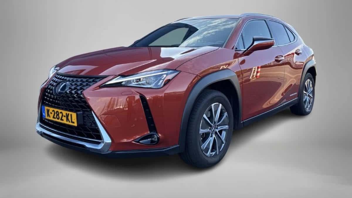Lexus UX (2020) — foto 1